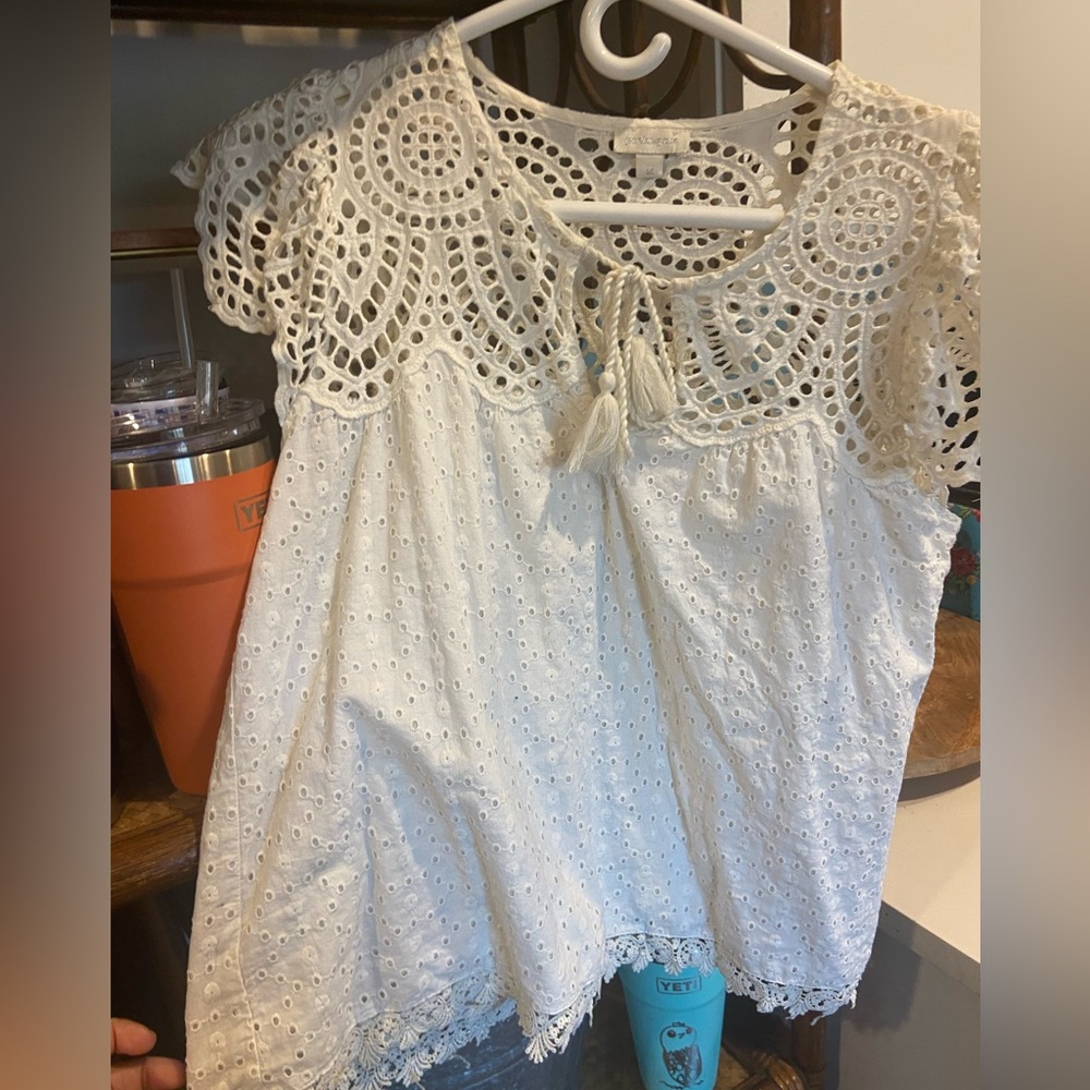 Eyelet Lace Blouse Sleeveless